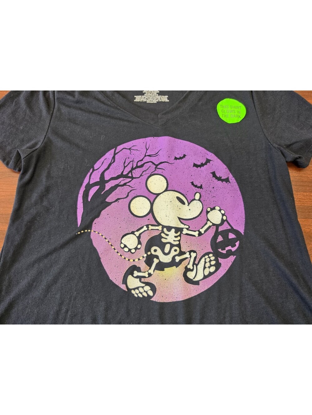 NWT Disney Mickey Mouse Skeleton Halloween Glow in The Dark V Neck T Shirt Women - Picture 2 of 5